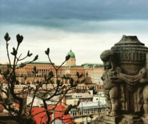 Luxury view Apartment to the castle